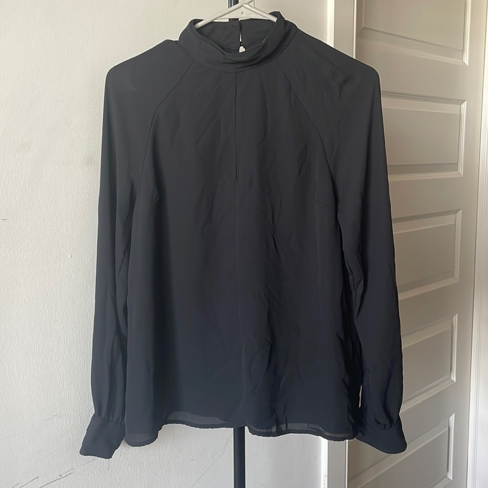 Black long sleeve blouse Forever 21